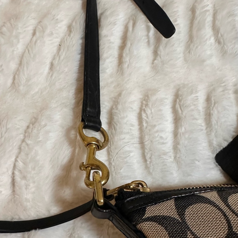 Coach handbag - Picture 7 of 8